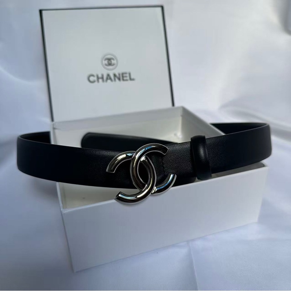 ✨Vintage CHANEL Black Leather Belt with silver Buckle Best offer| Sz85